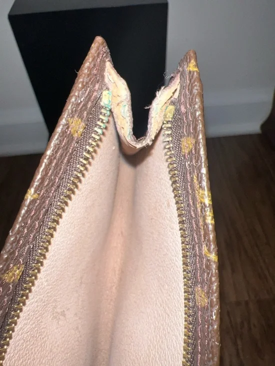 Louis Vuitton Monogram Canvas Pouch - Brown/Gold Monogram - Picture 8 of 8